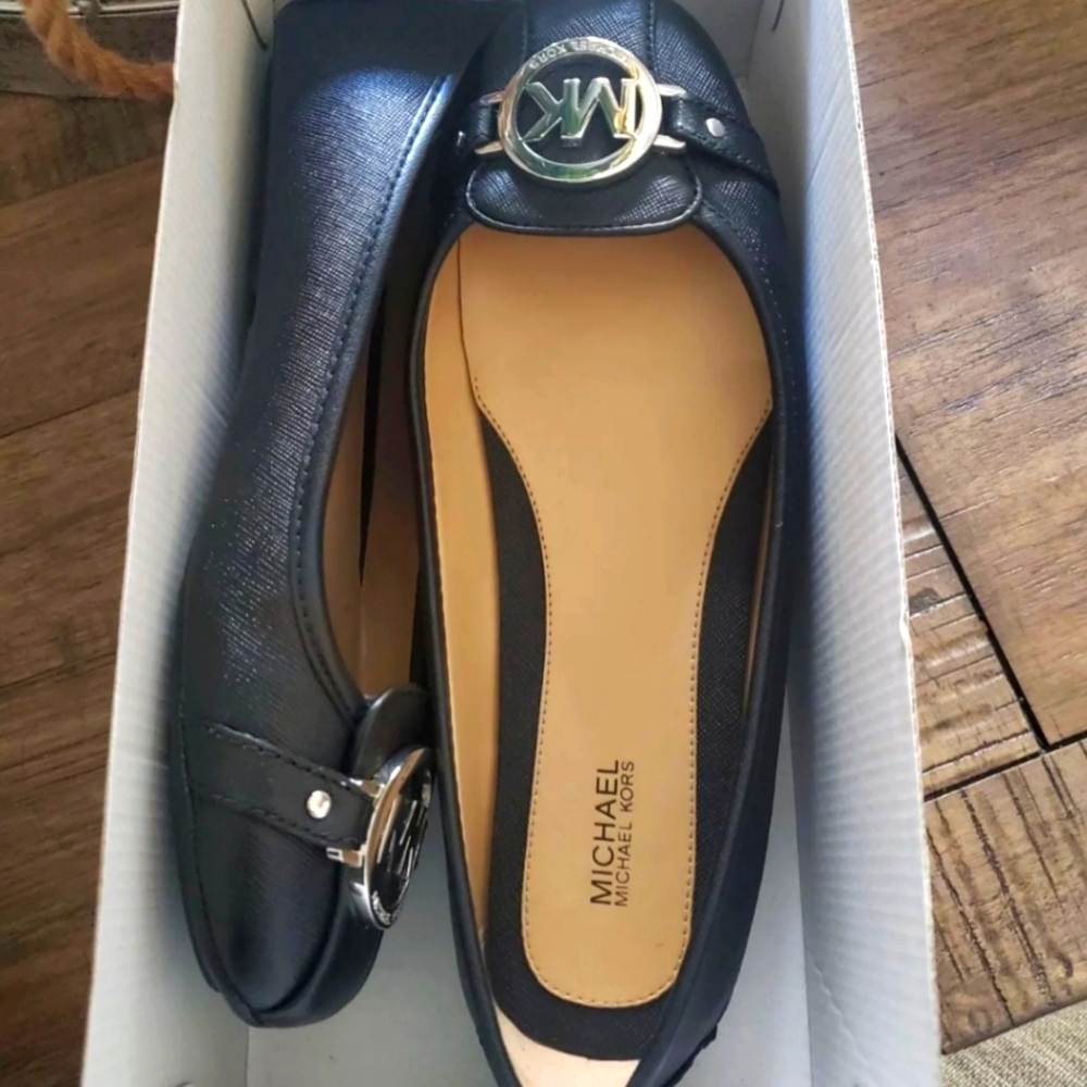 Michael Kors Fulton Leather Black Flats